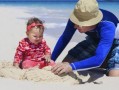 小孩夏日海边游玩攻略，小孩海边玩耍